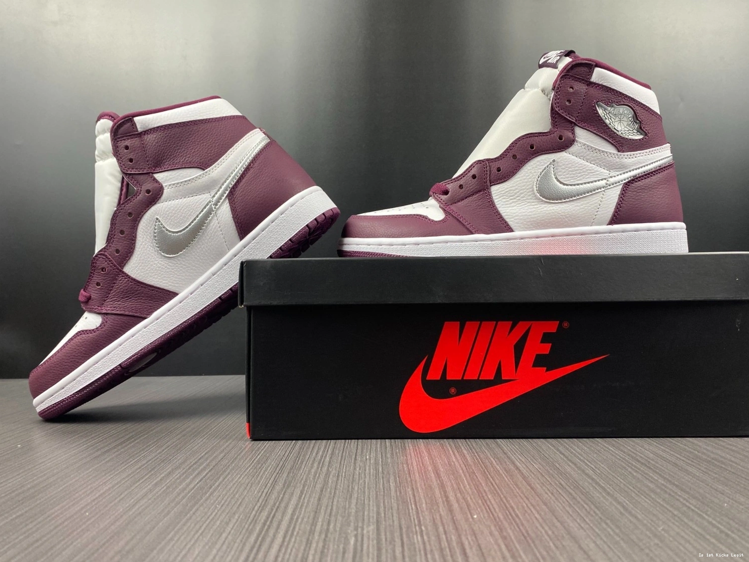  Volt OG Air Jordan 555088-118 1 High Gold 0409